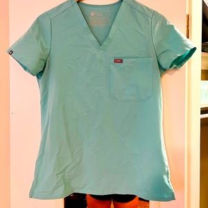 Figs Catarina scrub top